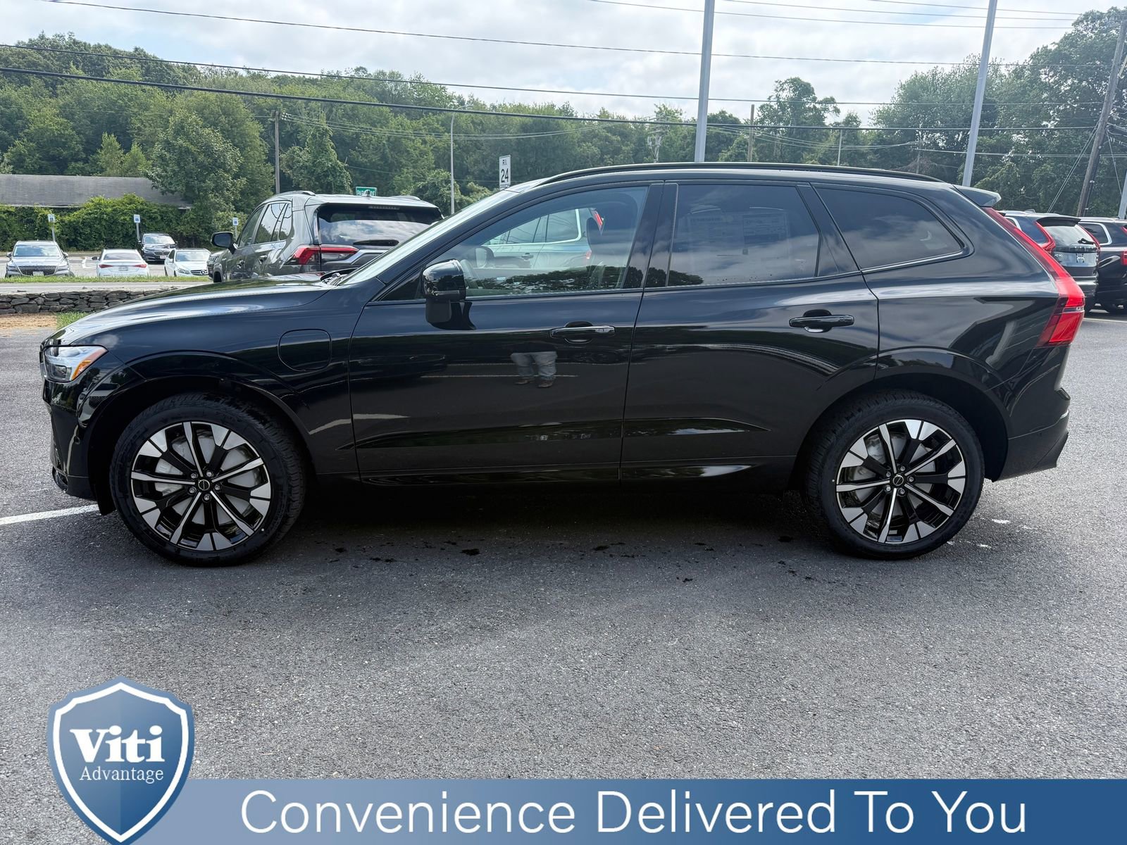 New 2026 Volvo XC60 T8 Ultra w/ Protection Package Premier image 5