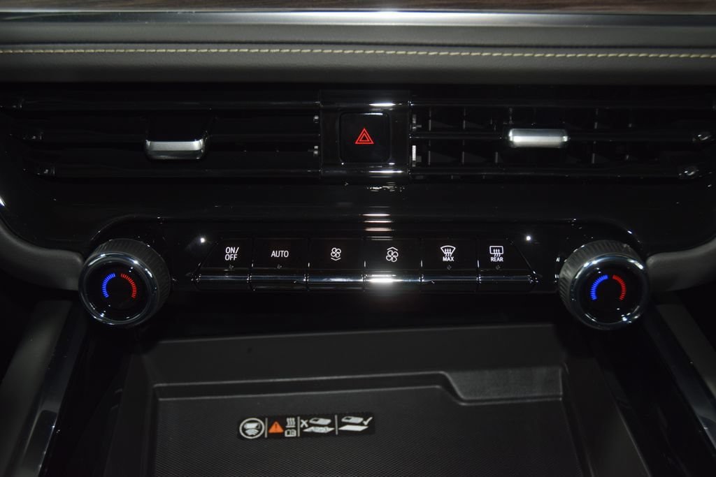 New 2026 Chevrolet Suburban Premier AWD/4WD image 34