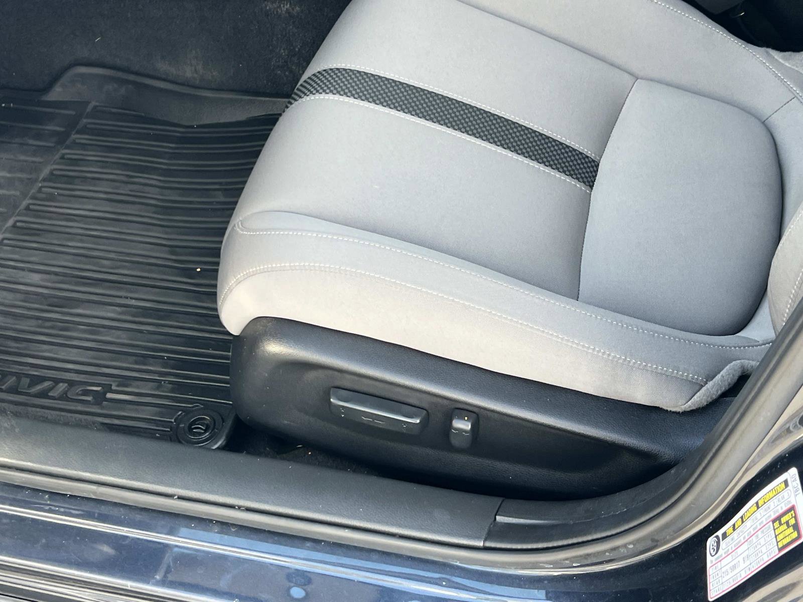 Certified 2019 Honda Civic EX image 17