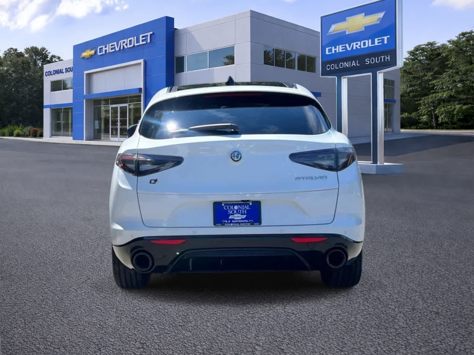 Used 2024 Alfa Romeo Stelvio Veloce AWD/4WD image 5