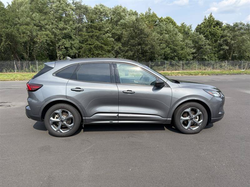 Used 2024 Ford Escape ST-Line FWD image 4