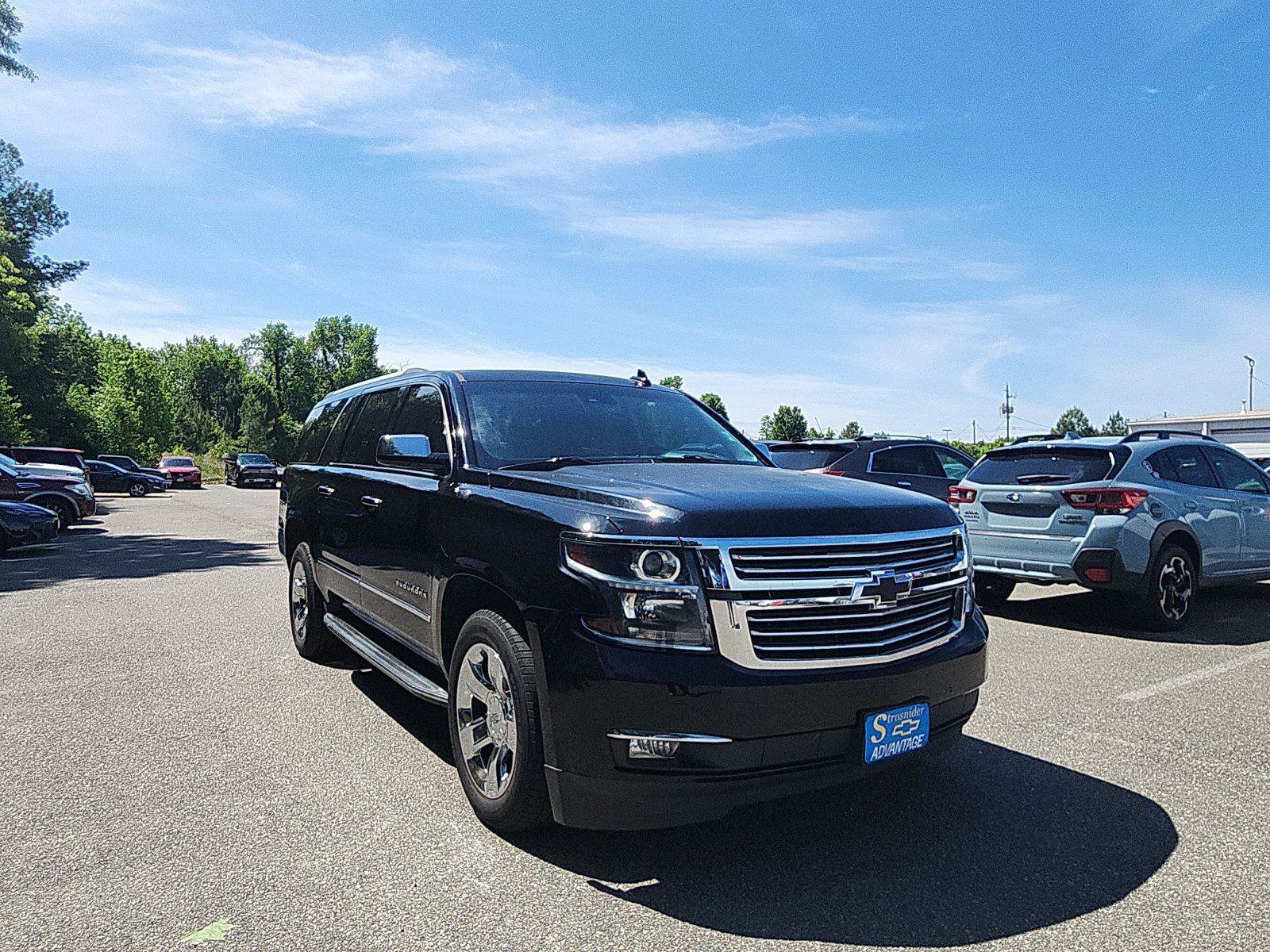 Used 2017 Chevrolet Suburban Premier AWD/4WD image 7