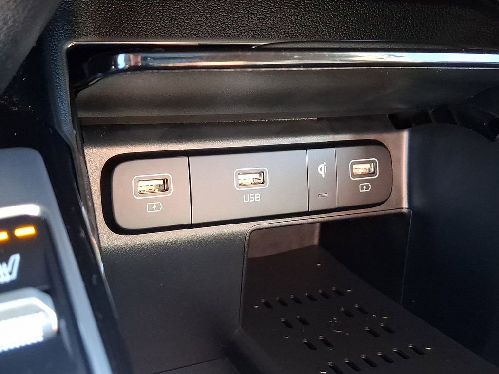 Used 2022 Kia Sorento SX AWD/4WD image 26