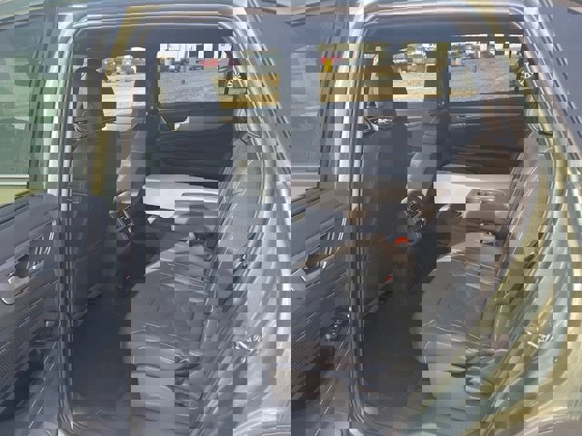 New 2026 Volkswagen Atlas Cross Sport SE image 7