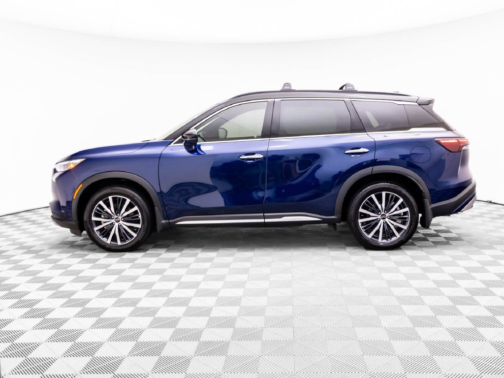 Certified 2025 INFINITI QX60 Autograph w/ Cargo Package AWD/4WD image 2