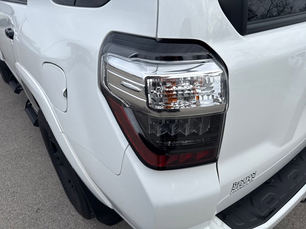 Used 2021 Toyota 4Runner Venture image 43