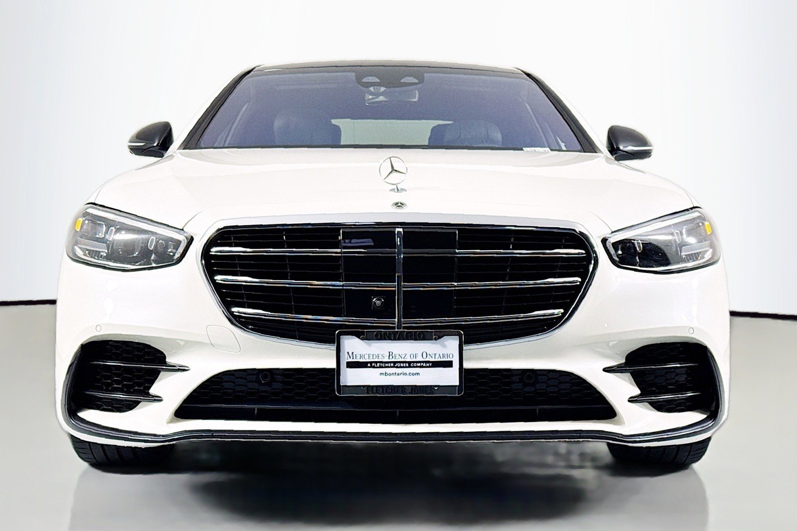 Used 2022 Mercedes-Benz S 580 4MATIC Sedan image 3