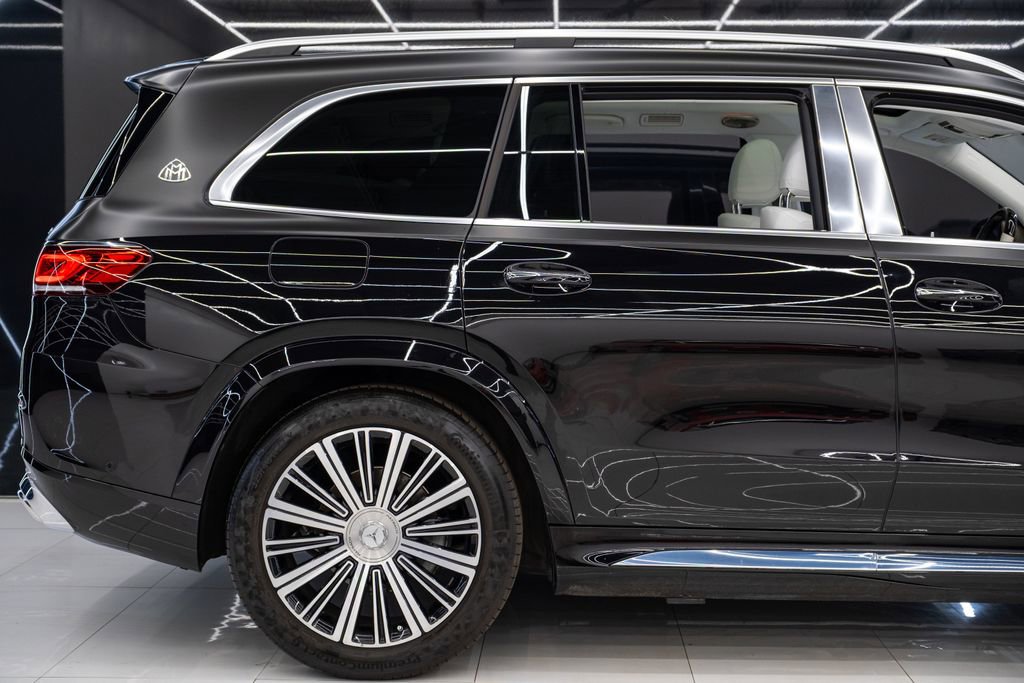 Used 2022 Mercedes-Benz Maybach GLS 600 4MATIC image 10