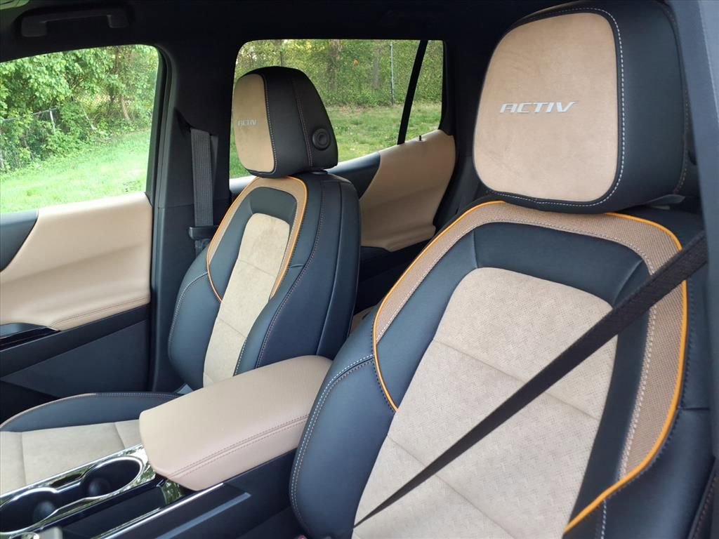 New 2026 Chevrolet Equinox ACTIV AWD/4WD image 12