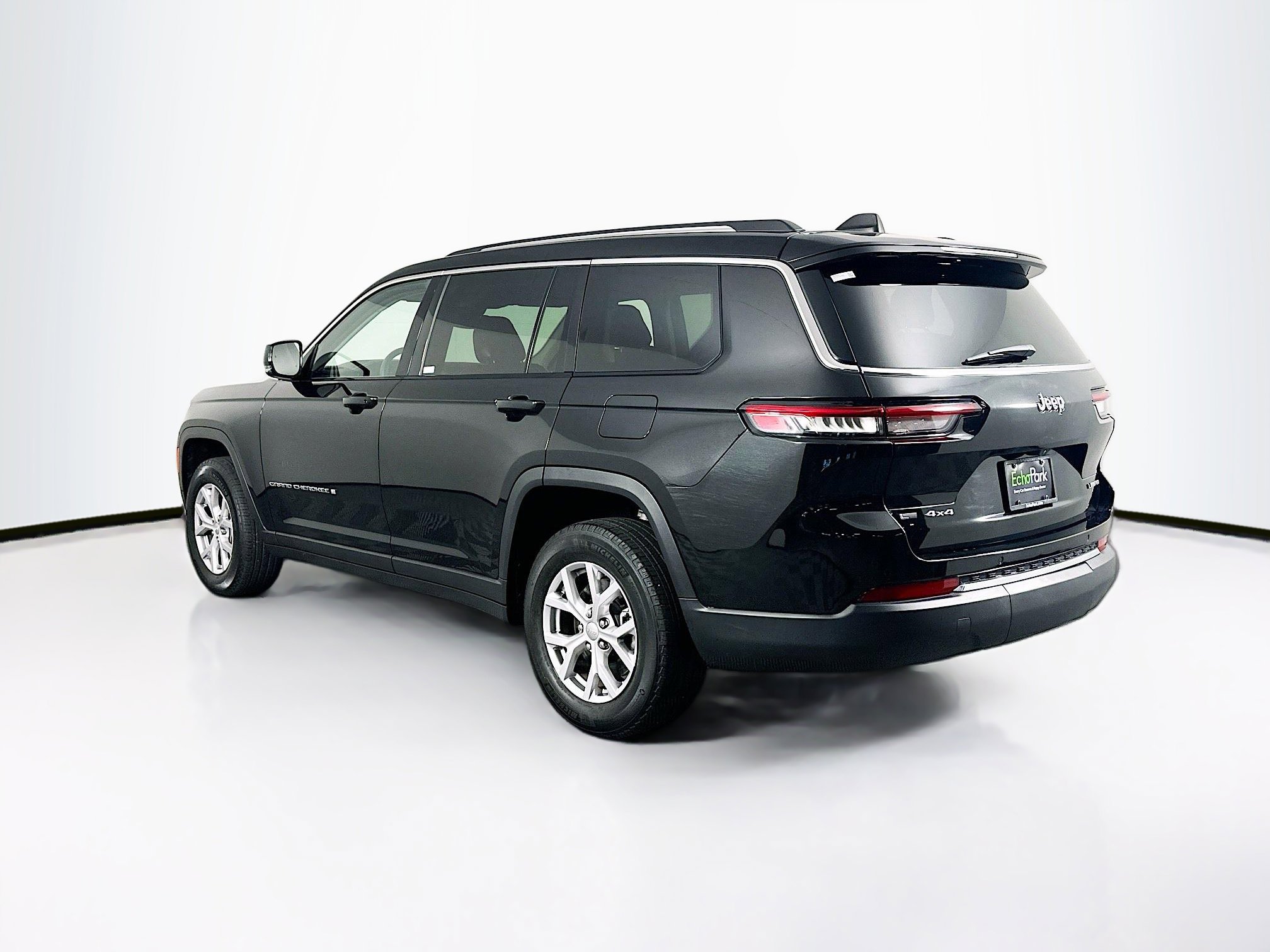 Used 2022 Jeep Grand Cherokee L Limited w/ Trailer Tow Group (B) AWD/4WD image 5