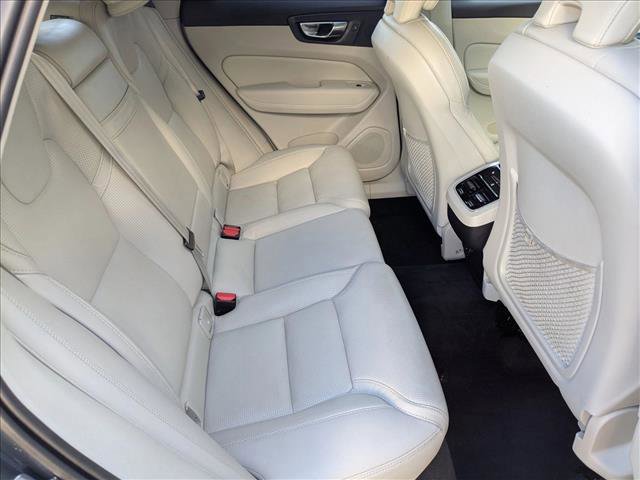 Used 2021 Volvo XC60 T5 Inscription w/ Advanced Package image 20