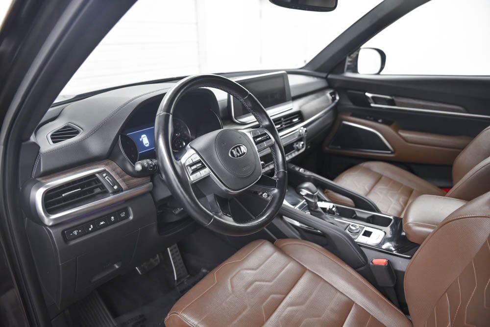 Used 2021 Kia Telluride SX w/ SX Prestige Package image 19