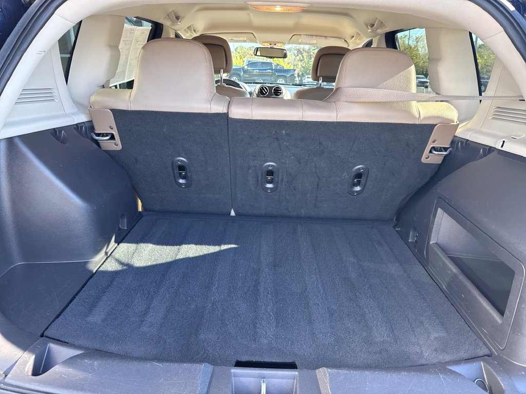 Used 2017 Jeep Compass Latitude FWD image 36