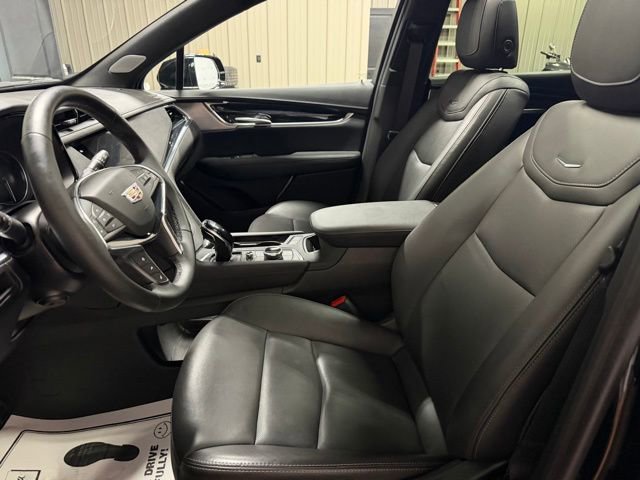 Used 2025 Cadillac XT5 Premium Luxury image 14