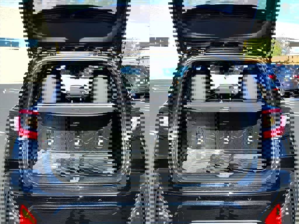 Used 2025 Subaru Crosstrek 2.5i Limited w/ Popular Package #3A image 23