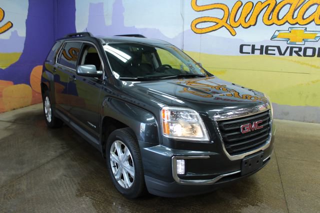 Used 2017 GMC Terrain SLE image 2