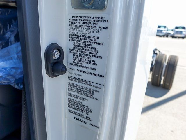 New 2025 Chevrolet Low Cab Forward 5500XG image 12