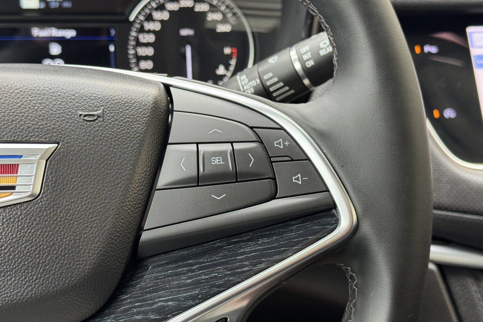 Used 2025 Cadillac XT5 Premium Luxury AWD/4WD image 29