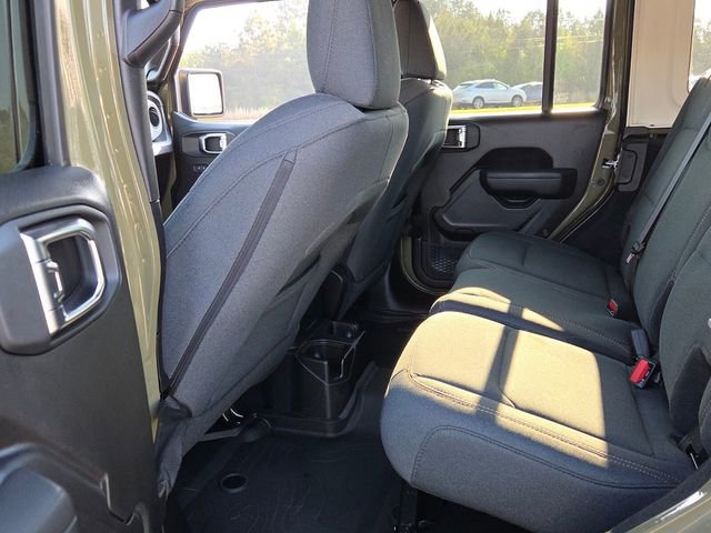 Used 2025 Jeep Wrangler Sport S image 7