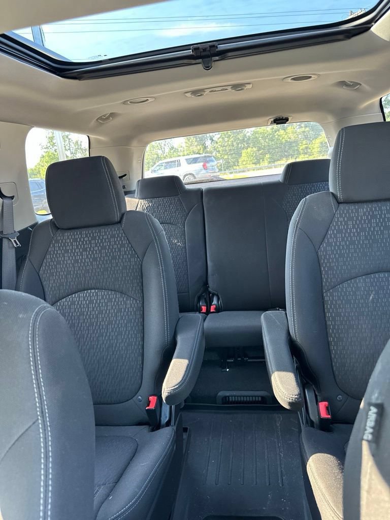 Used 2015 GMC Acadia SLE AWD/4WD image 9