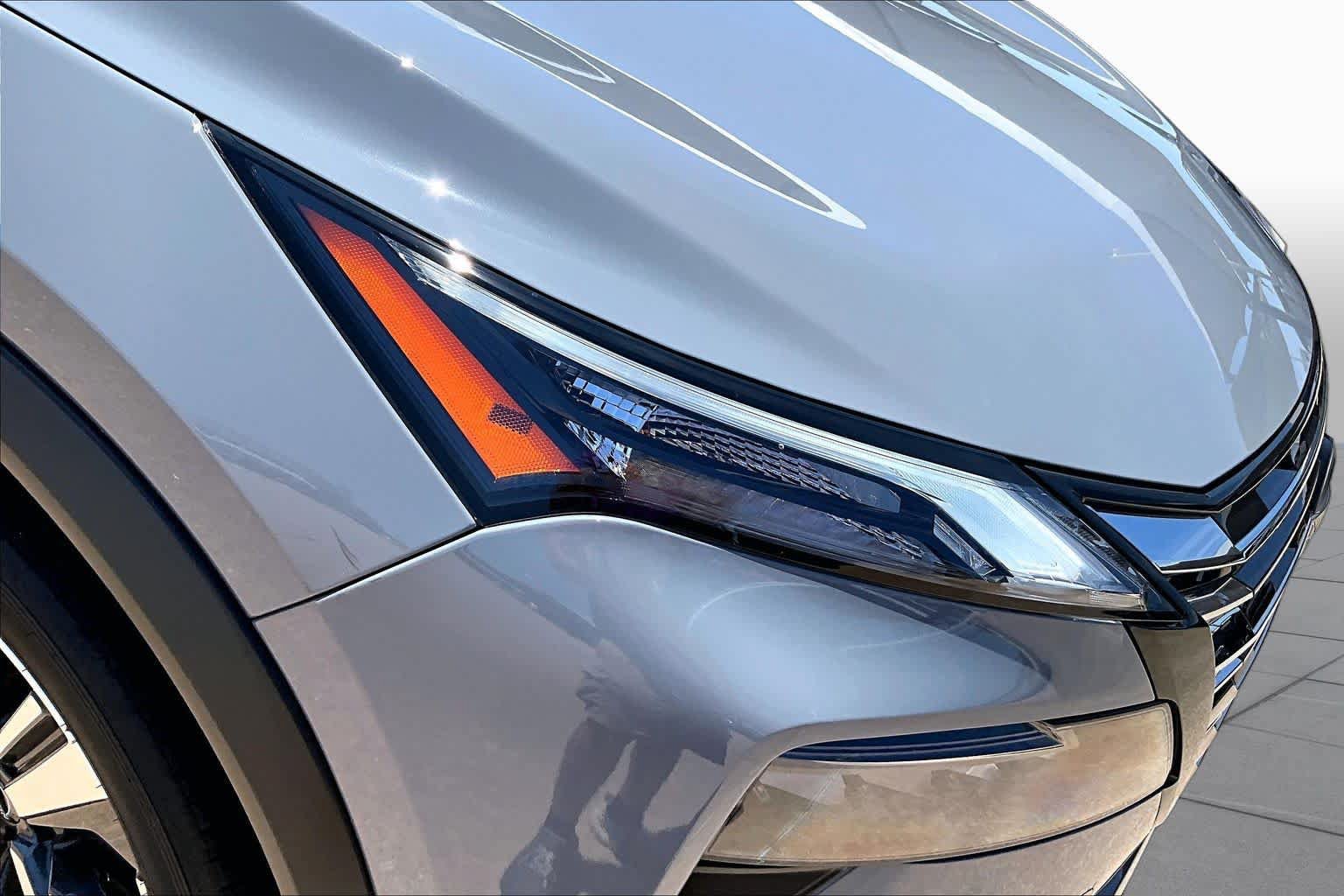 Certified 2025 Nissan Rogue SL AWD/4WD image 26