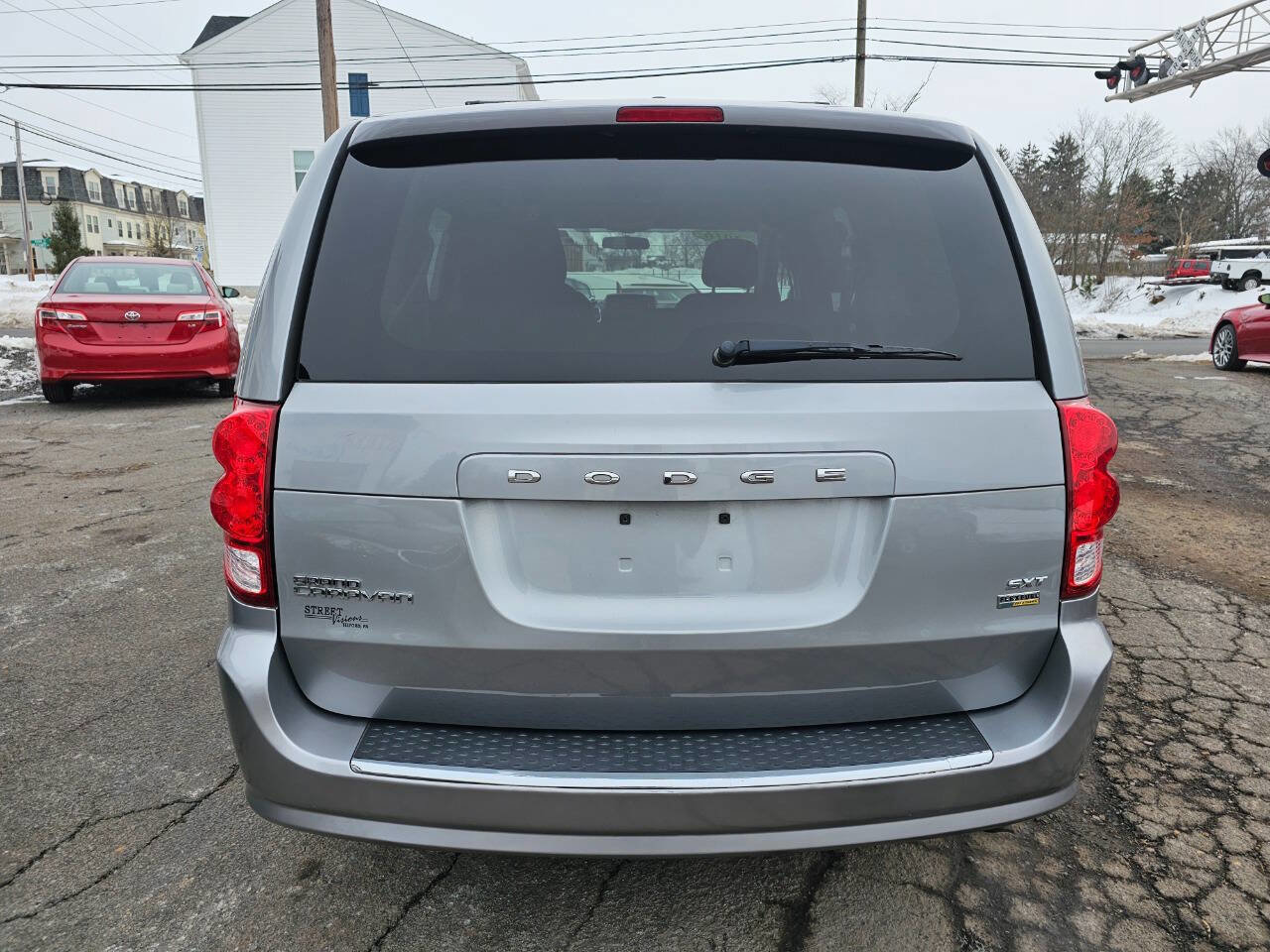 Used 2016 Dodge Grand Caravan SXT image 6