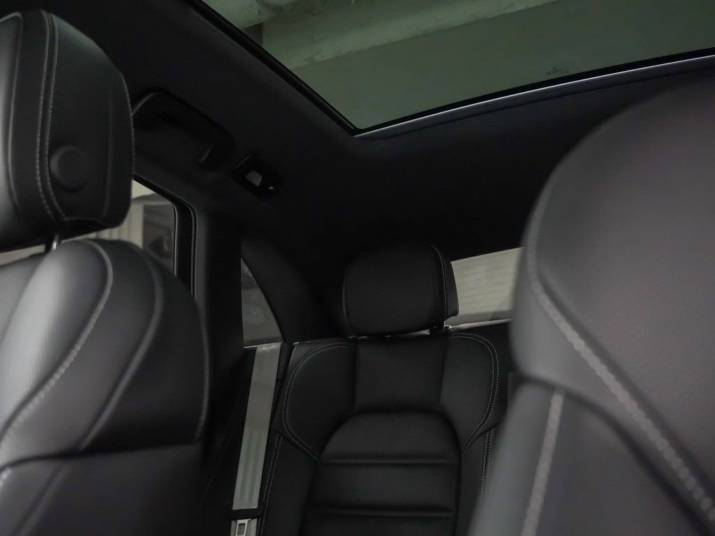 New 2026 Porsche Macan S image 36