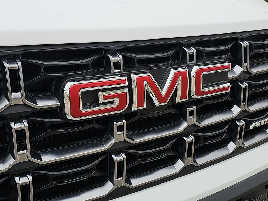 New 2025 GMC Canyon AT4 w/ Nightfall Edition image 38
