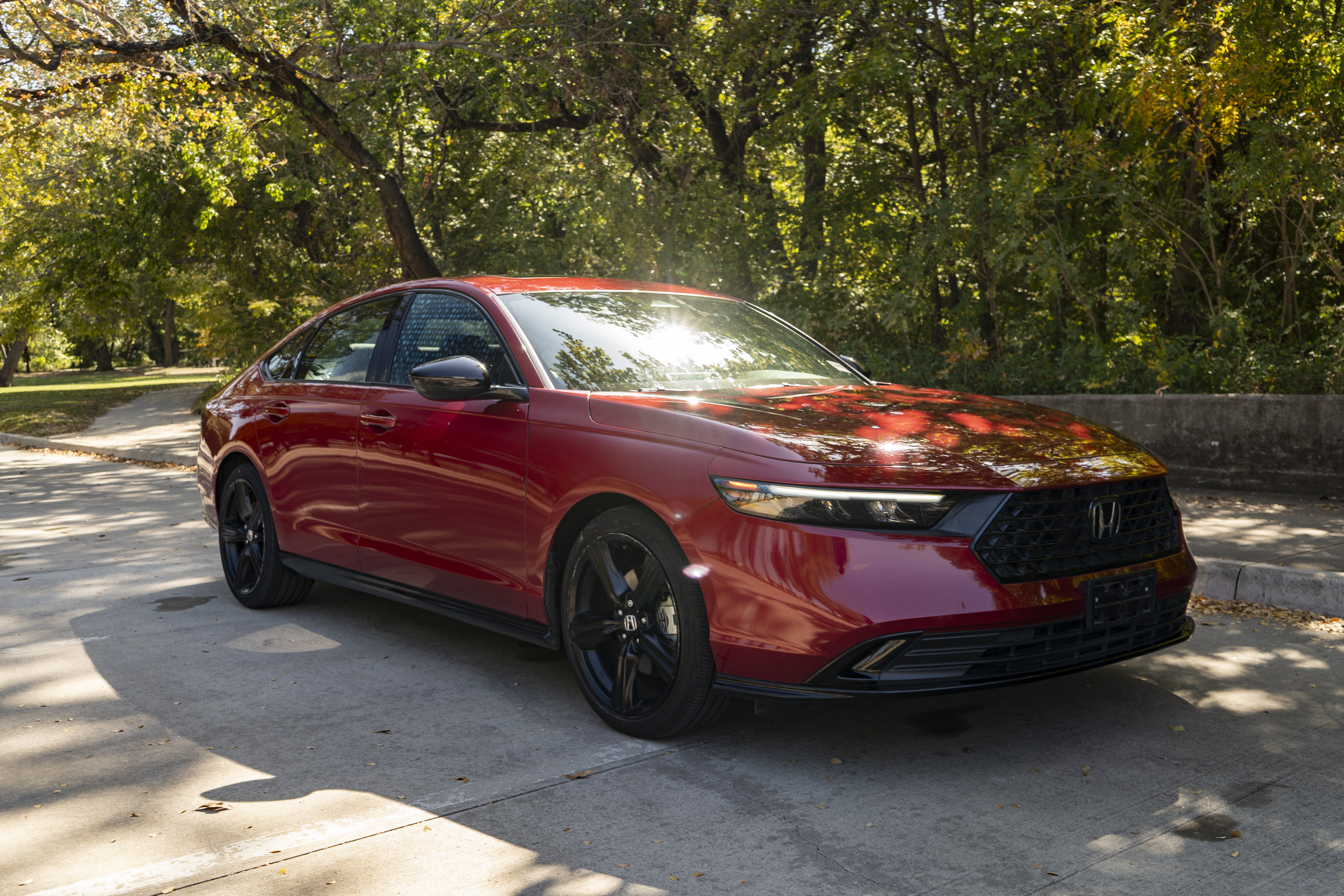 Used 2023 Honda Accord Sport image 2