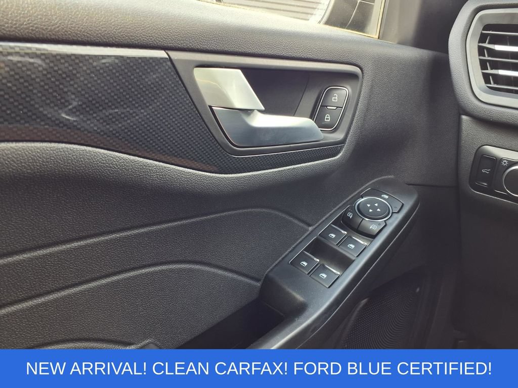 Certified 2023 Ford Escape ST-Line w/ Tech Pack #1 AWD/4WD image 21