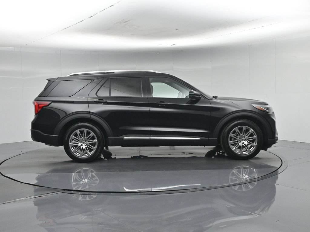 New 2026 Ford Explorer Platinum RWD image 32
