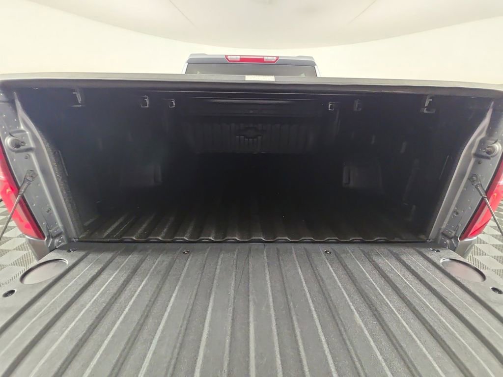 Used 2022 Chevrolet Silverado 1500 RST AWD/4WD image 16