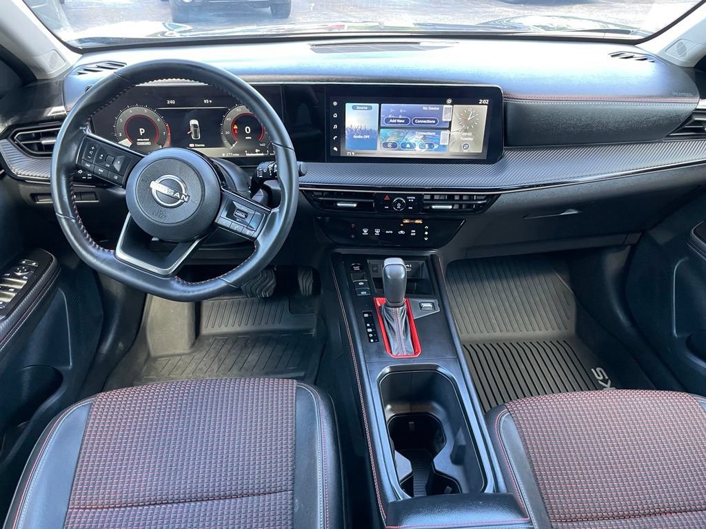 Certified 2025 Nissan Kicks SR AWD/4WD image 12