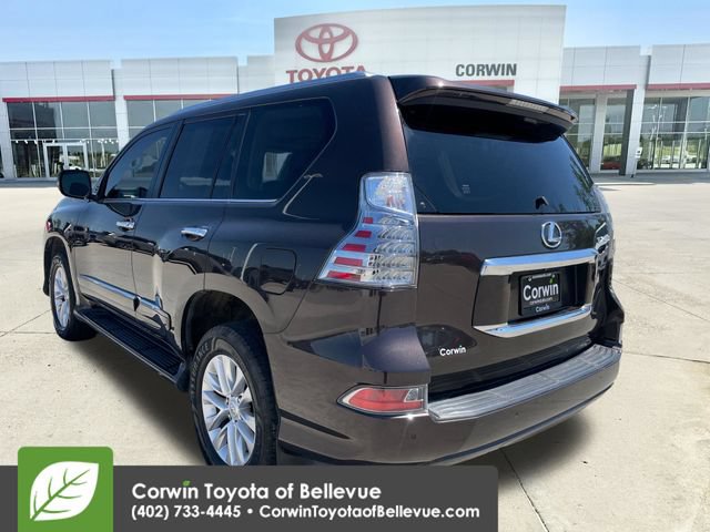 Used 2016 Lexus GX 460 w/ Premium Package AWD/4WD image 3
