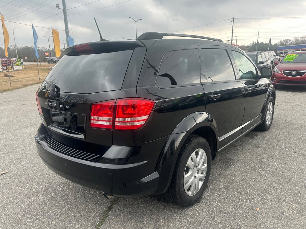 Used 2020 Dodge Journey SE w/ SE Popular Equipment Group image 5