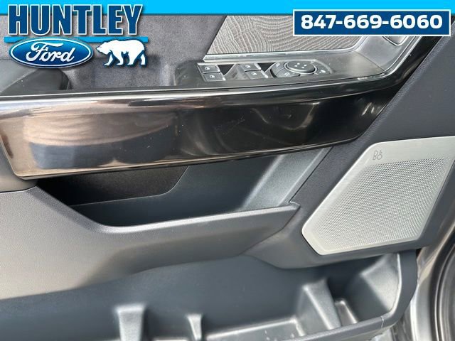 Used 2024 Ford F150 Lightning Platinum image 23
