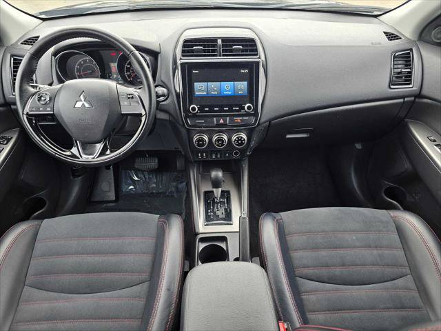 Used 2024 Mitsubishi Outlander Sport SE AWD/4WD image 18