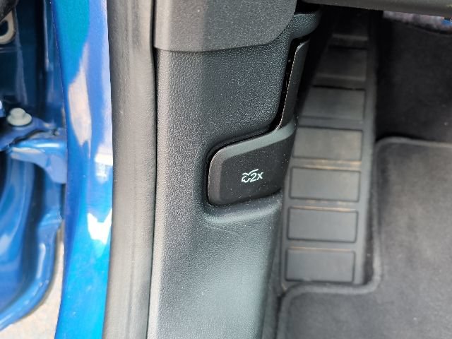 Certified 2023 Ford Escape Active AWD/4WD image 17