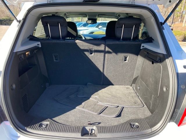 Used 2020 Chevrolet Trax LT FWD image 28