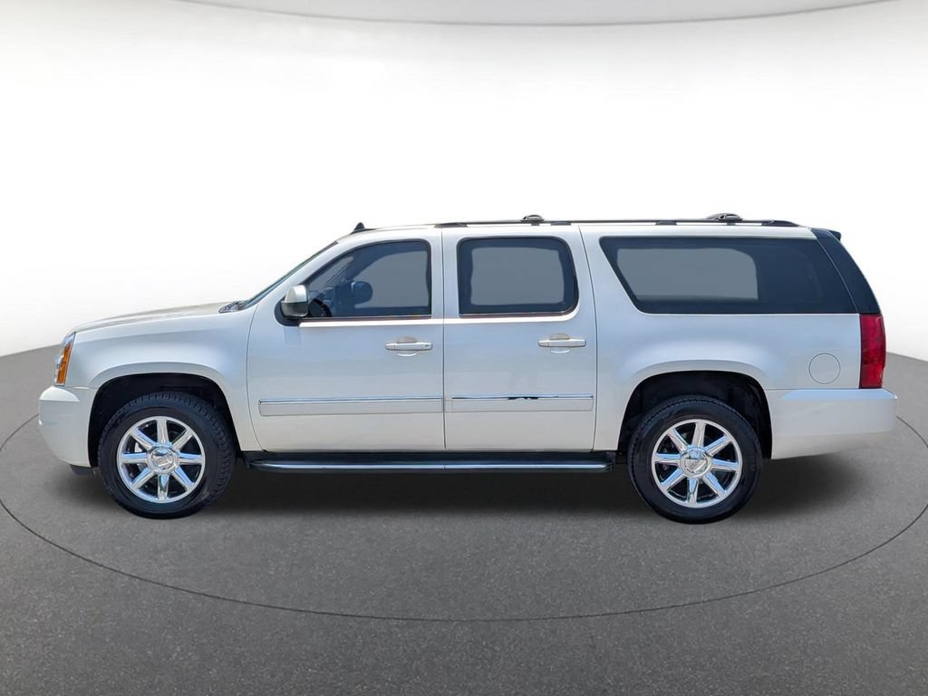 Used 2012 GMC Yukon XL SLT RWD image 2
