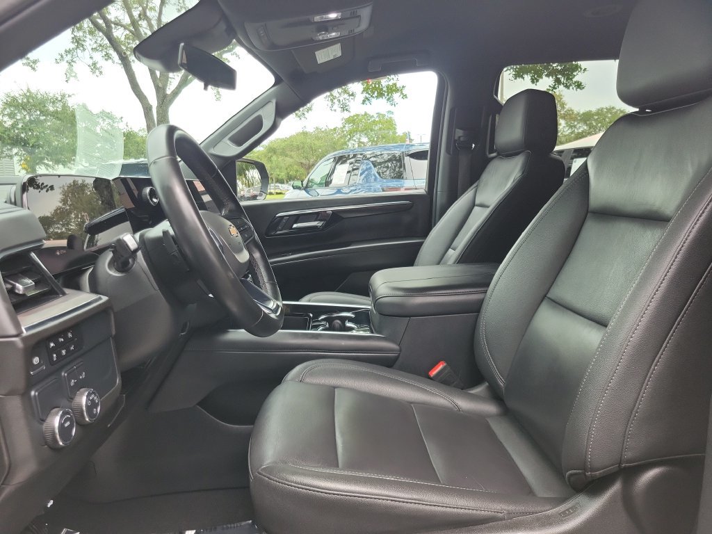 Used 2025 Chevrolet Tahoe LT RWD image 16