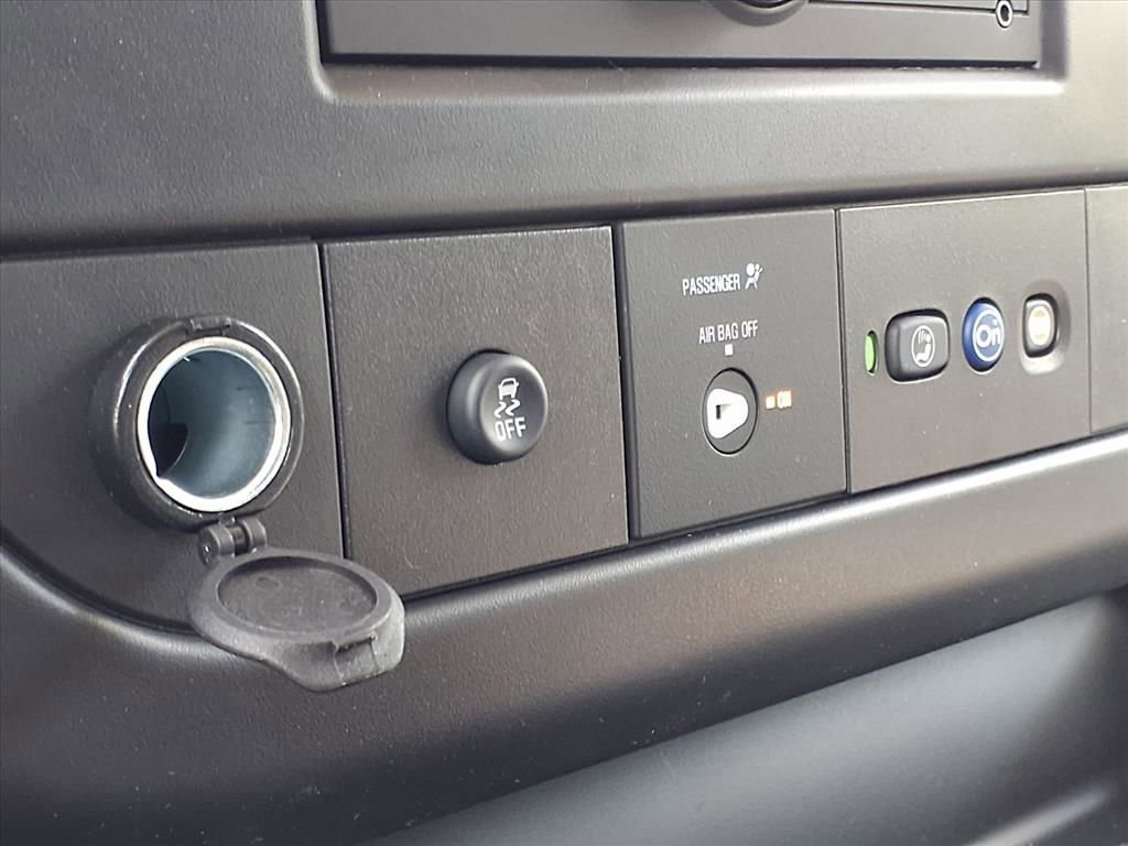 New 2026 Chevrolet Express 2500 w/ Driver Convenience Package image 8