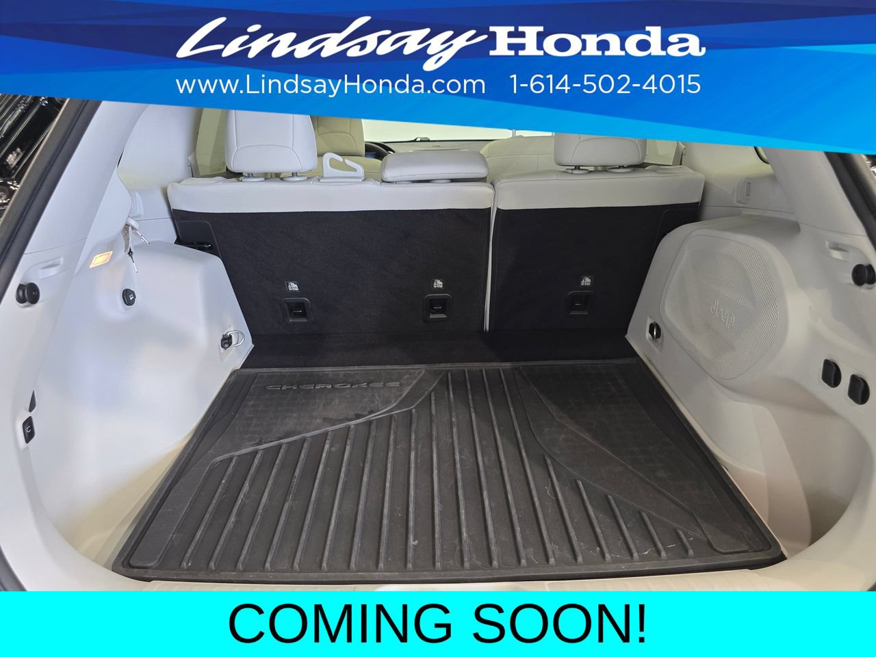 Used 2022 Jeep Cherokee Latitude Lux w/ Sun & Sound Group AWD/4WD image 9