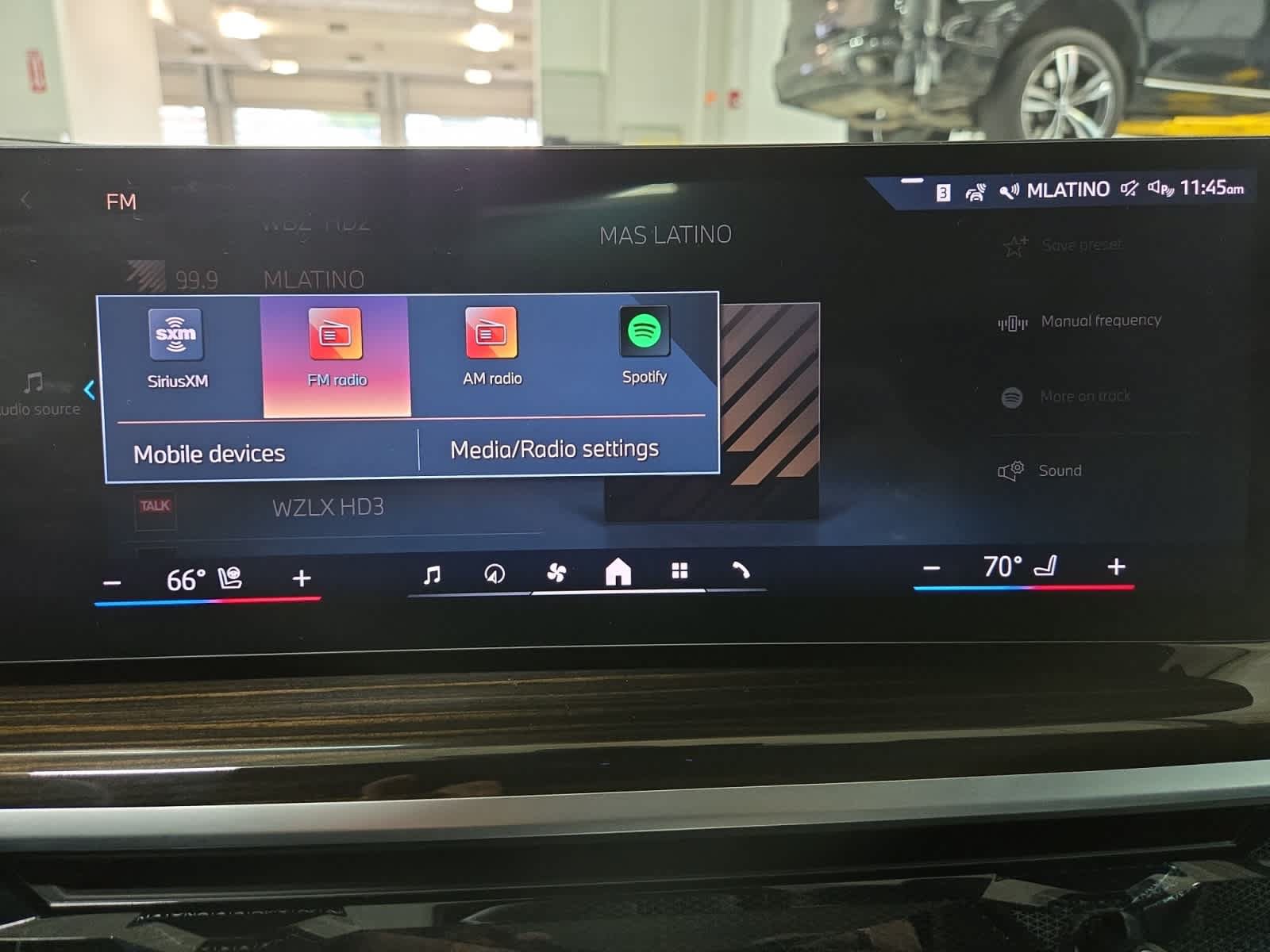 Used 2026 BMW X5 xDrive40i AWD/4WD image 24