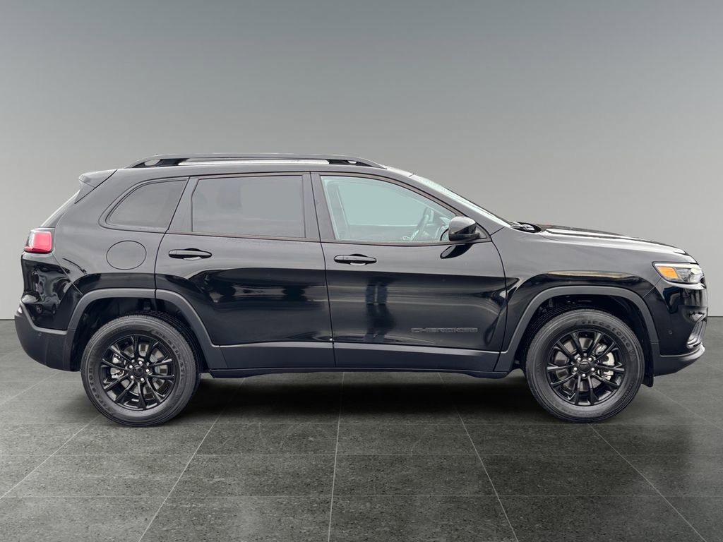 Used 2023 Jeep Cherokee Altitude Lux w/ Lux Elite Package image 8