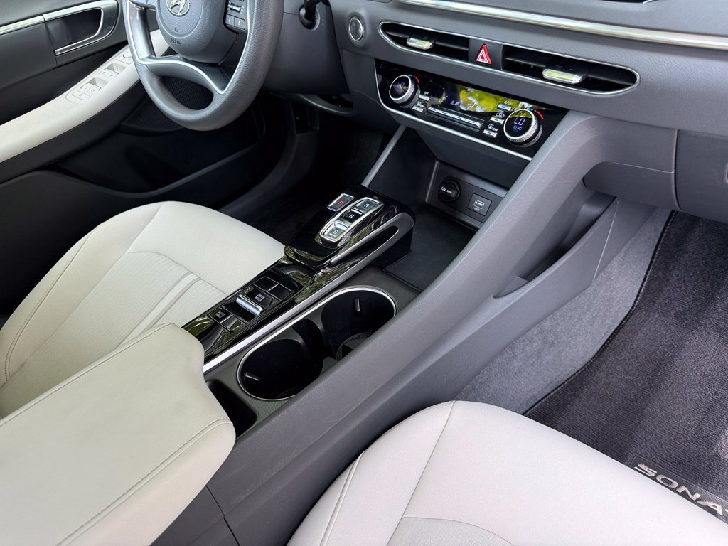 Certified 2023 Hyundai Sonata SEL w/ Preferred Accessory Package FWD image 42