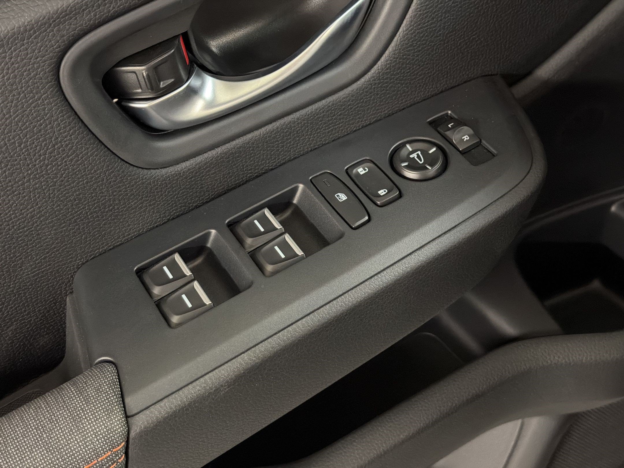 New 2026 Honda Pilot Sport image 25