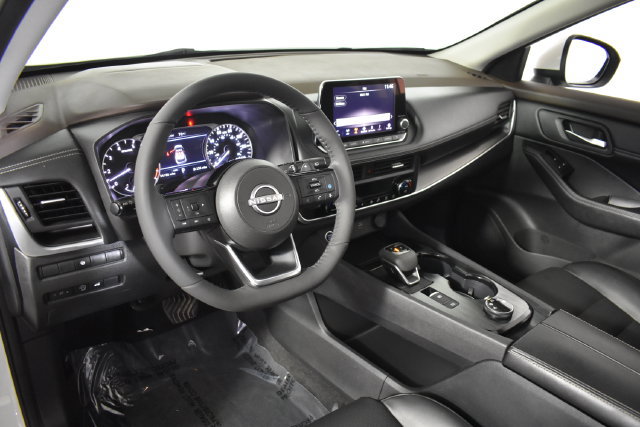 Certified 2023 Nissan Rogue SV w/ SV Premium B Package AWD/4WD image 13