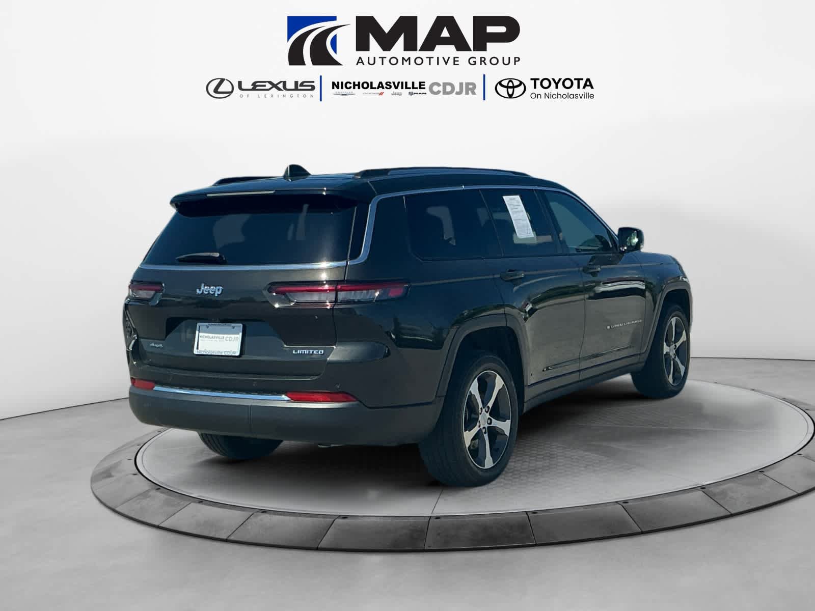 Used 2023 Jeep Grand Cherokee L Limited image 5