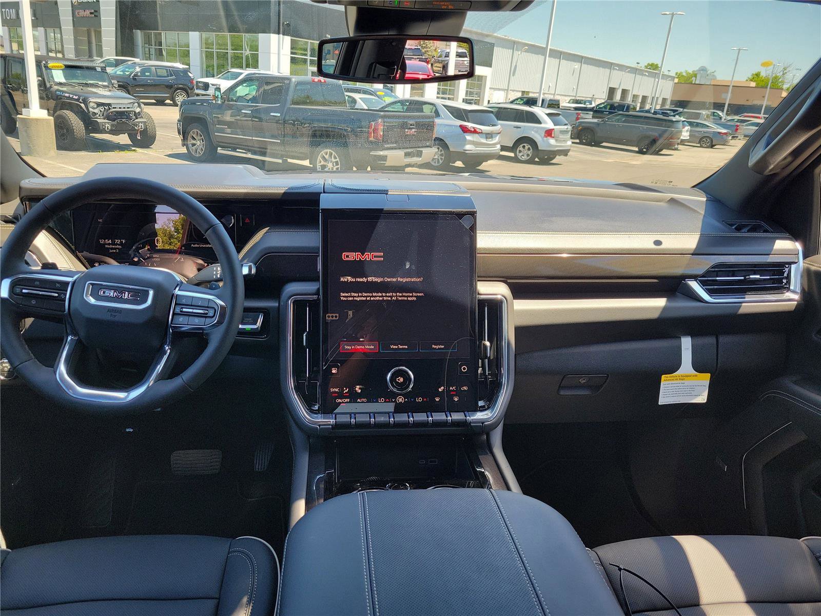 New 2026 GMC Yukon Elevation AWD/4WD image 11